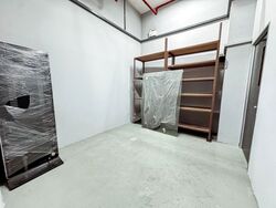 A'posh Bizhub (D27), Factory #623179791